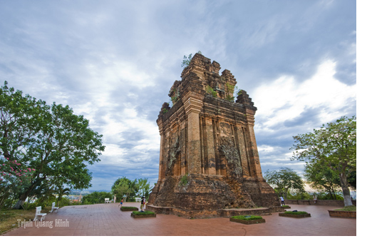 Tour du lịch Hà Nội – Quy Nhơn – Tuy Hòa 5 ngày 4 đêm