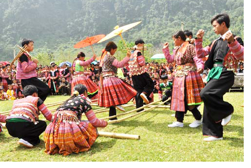 Tour du lịch Hà Nội - Sơn La - Mường Phăng - Điện Biên - Sapa 5 Ngày 4 đêm